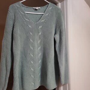 Women's sweater